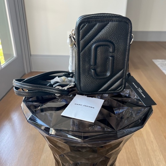 Marc Jacobs Logo Leather Phone Crossbody Bag Black - Picture 4 of 13